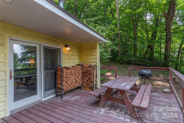 view of wooden deck