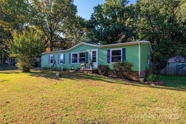 view of front of property with a front lawn