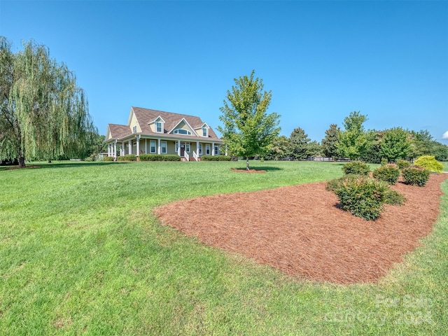 exterior space featuring a yard