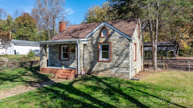 exterior space featuring a front lawn