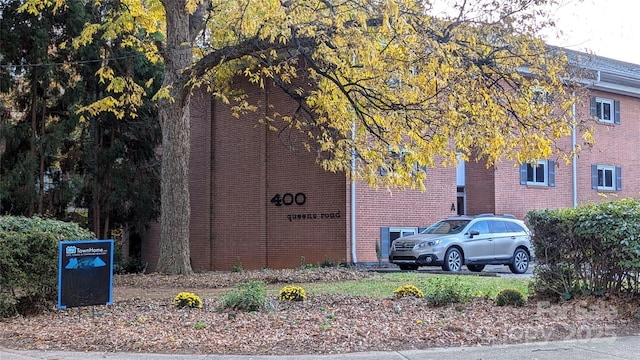 view of building exterior