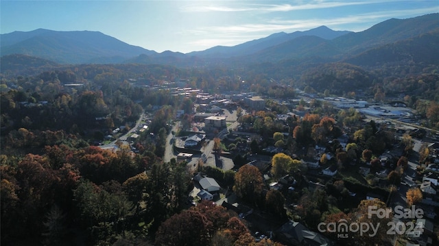 Listing photo 2 for 115 Woolsey Hts, Waynesville NC 28786