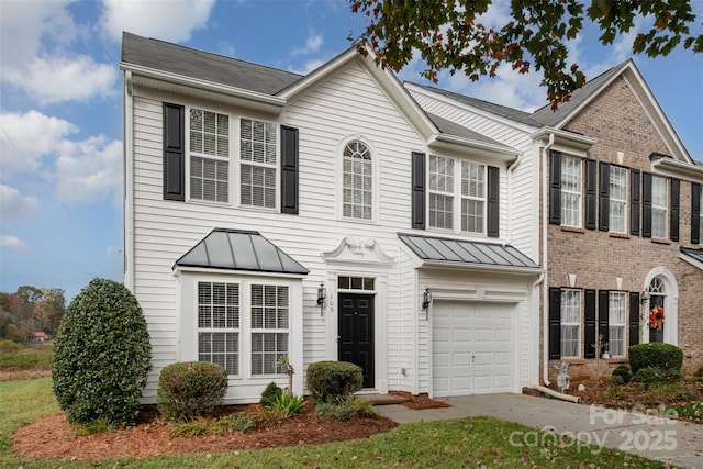 view of front of house featuring a garage