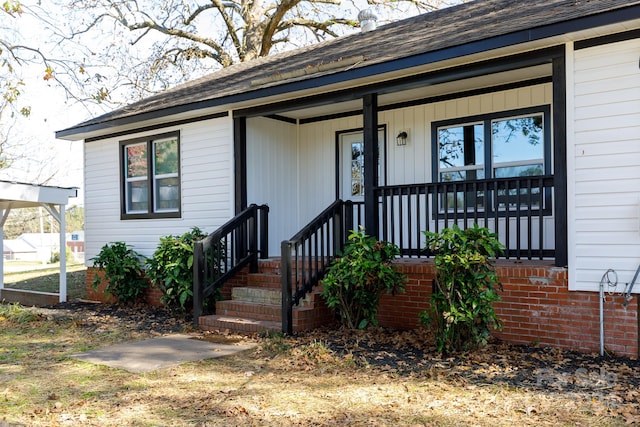 view of front facade featuring covered porch