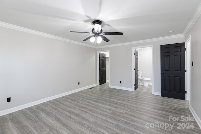 unfurnished bedroom featuring light wood-type flooring, ceiling fan, and ensuite bathroom