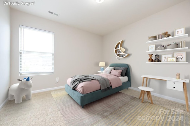 bedroom with carpet flooring