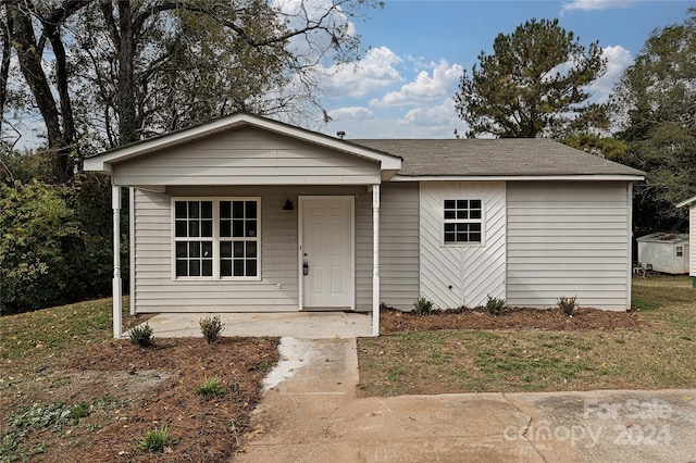 view of front of house