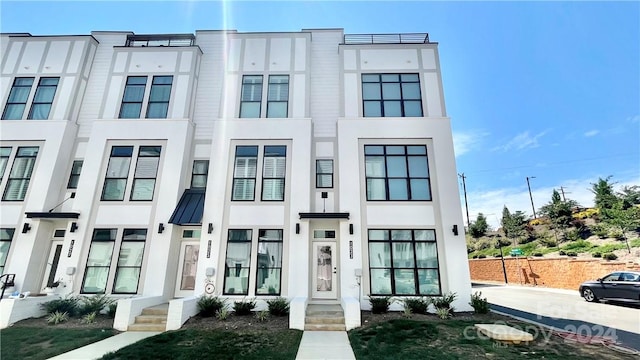 view of townhome / multi-family property