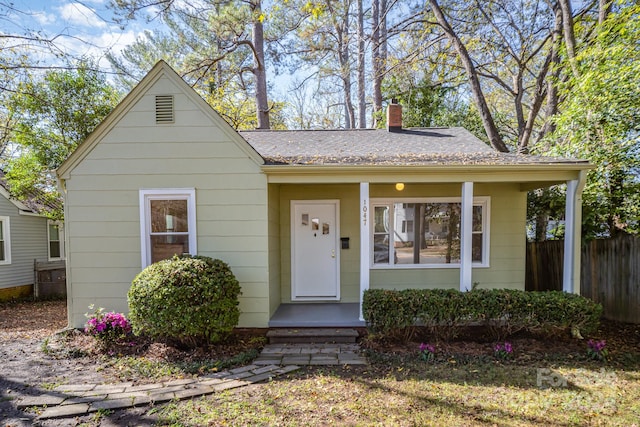 bungalow featuring a porch