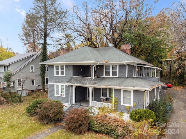 view of front of house with covered porch