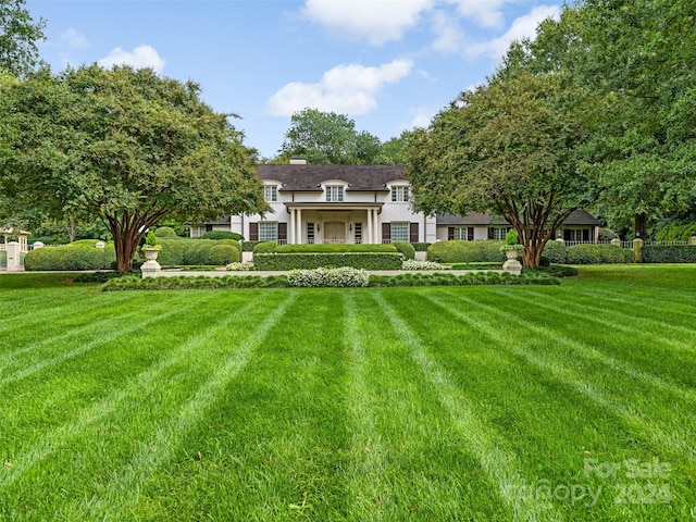 3531 Sharon Rd, Charlotte, NC 28211 - view of front facade featuring a front lawn