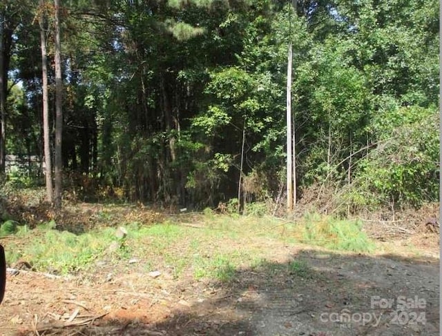 115 Woodberry Dr, Cherryville, NC 28021