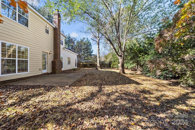 view of yard with a patio