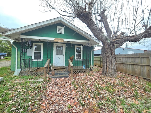 view of front of house with covered porch