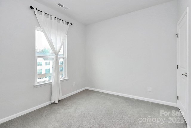 unfurnished room with carpet