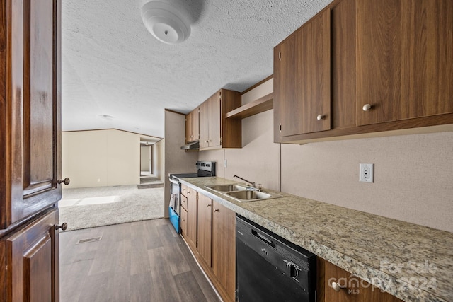 kitchen with sink, dark hardwood / wood-style floors, a textured ceiling, stainless steel range with electric stovetop, and black dishwasher