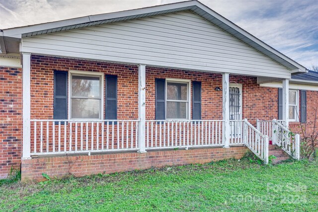 bungalow-style house featuring a porch