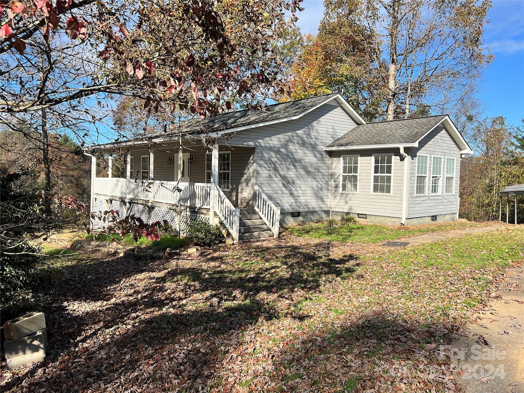 view of front of house with a porch