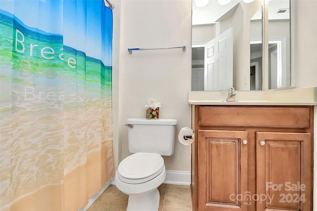 16404 Grassy Creek Dr, Huntersville, NC 28078 - full bath featuring tile patterned floors, baseboards, vanity, toilet, and a shower with shower curtain