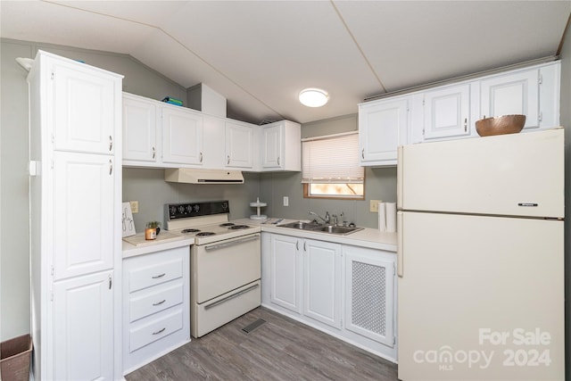 kitchen featuring light hardwood / wood-style floors, vaulted ceiling, sink, white cabinetry, and white appliances