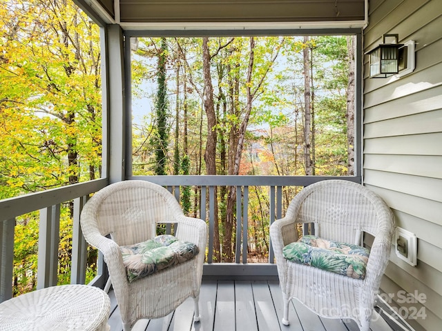 view of sunroom / solarium