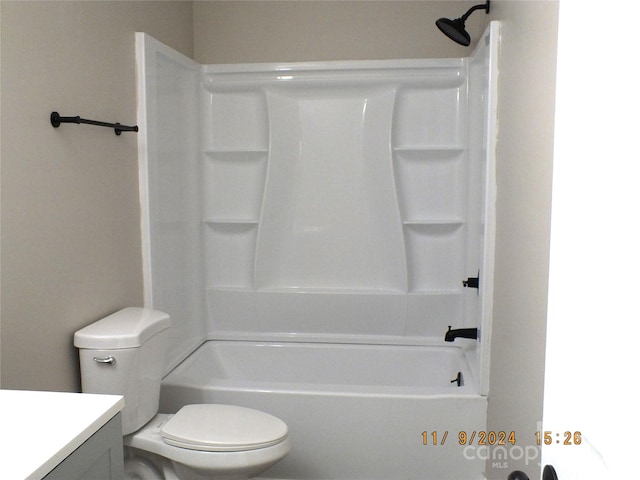 full bathroom with vanity, toilet, and bathing tub / shower combination