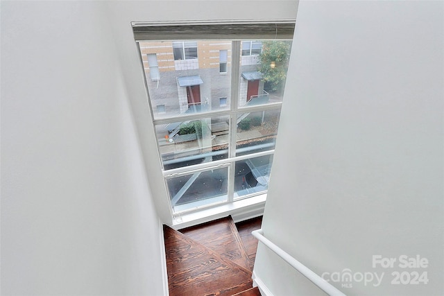 room details featuring hardwood / wood-style floors