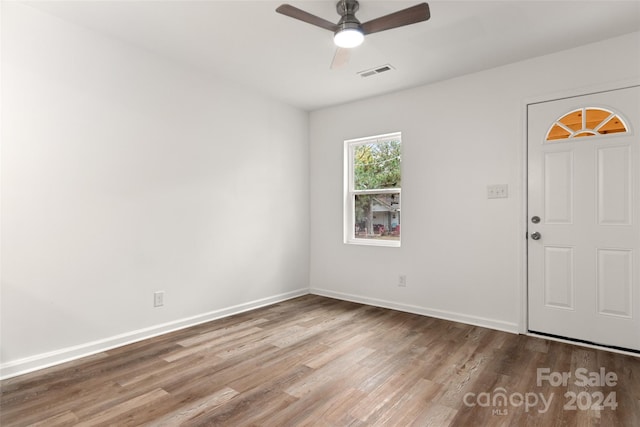 entrance foyer featuring ceiling fan and light hardwood / wood-style flooring