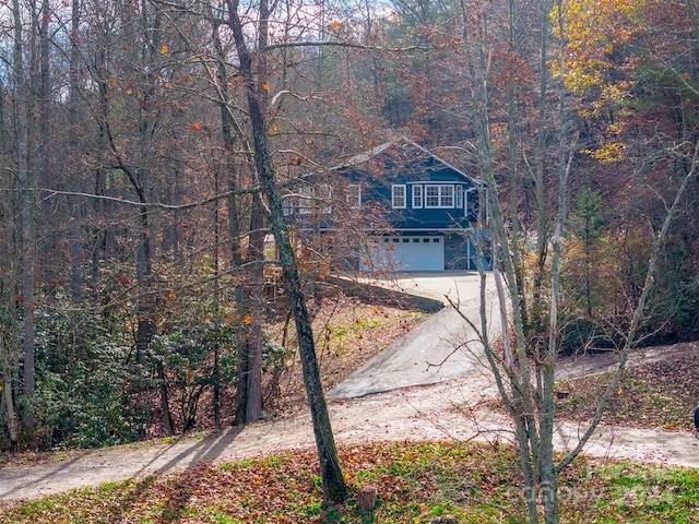 view of front of property featuring a garage