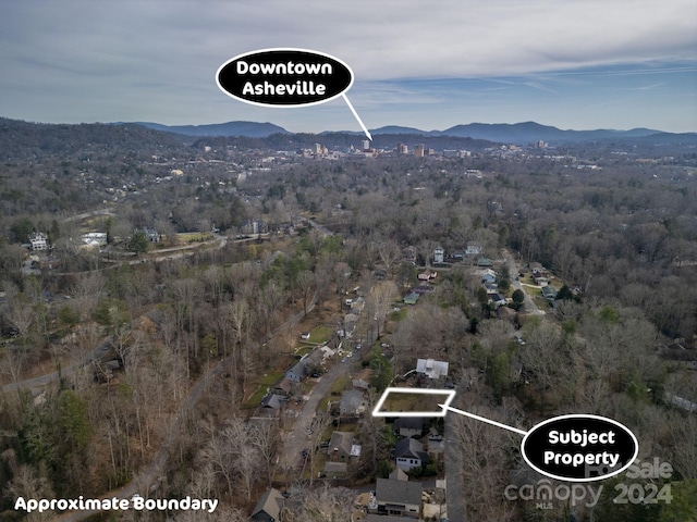 Listing photo 2 for 26 Hibriten Dr, Asheville NC 28801