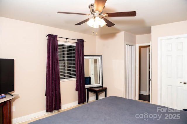 unfurnished bedroom with ceiling fan