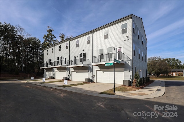 1909 Galloway Rd Lot 46, Charlotte, NC 28262 - view of front facade with a garage, central AC, and driveway