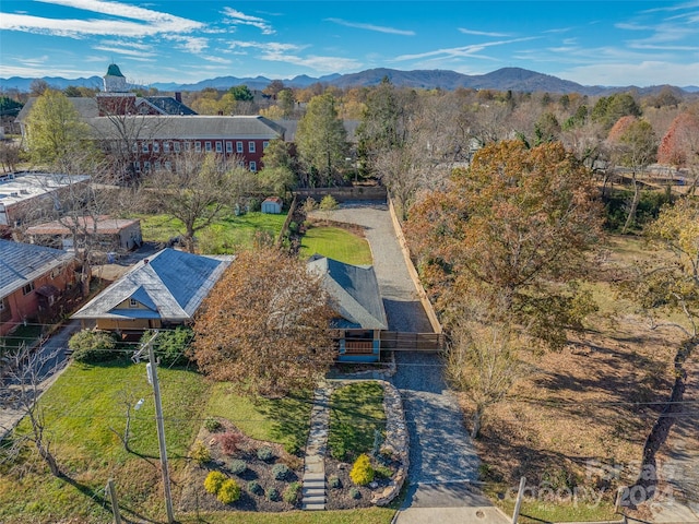 bird's eye view with a mountain view