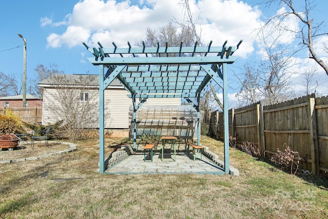 view of yard featuring a pergola and a patio