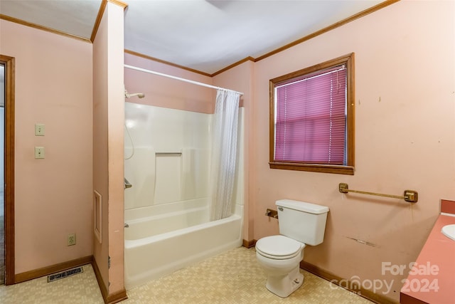 full bathroom featuring toilet, vanity, shower / bath combo, and ornamental molding