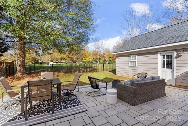 8225 Ballymore Ct, Huntersville, NC 28078 - view of patio with outdoor dining space