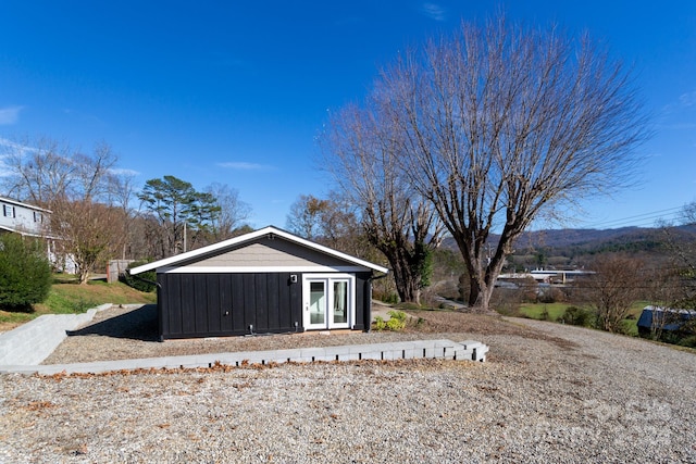 view of outbuilding