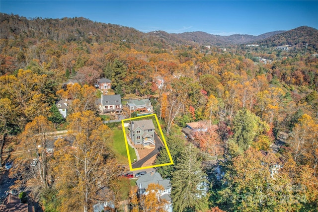 bird's eye view featuring a mountain view