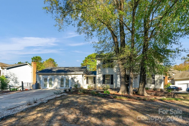 view of front of home