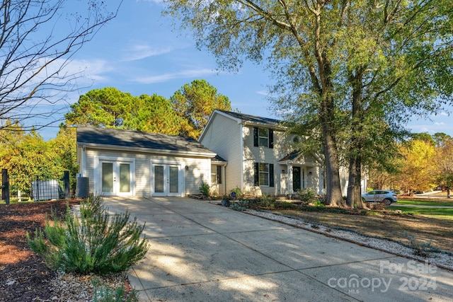 view of front of property featuring french doors