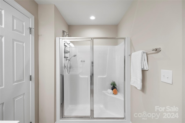 bathroom with walk in shower