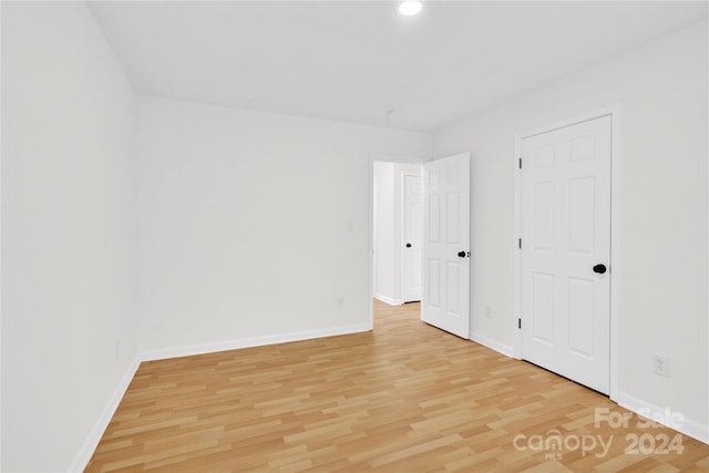 empty room featuring light hardwood / wood-style flooring