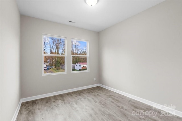 empty room featuring light hardwood / wood-style flooring