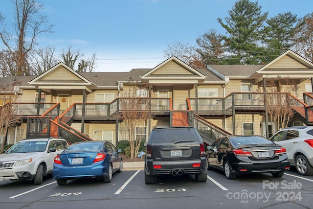 view of front of house