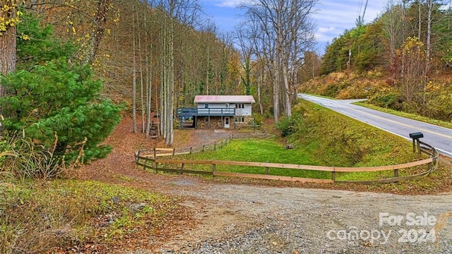 view of home's community featuring a deck