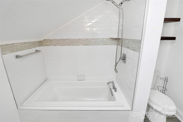 full bathroom featuring toilet and shower / bathtub combination