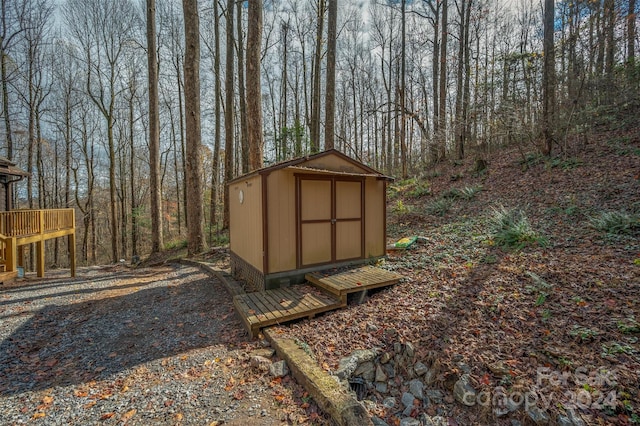 view of outbuilding