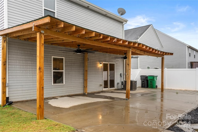 view of patio featuring ceiling fan