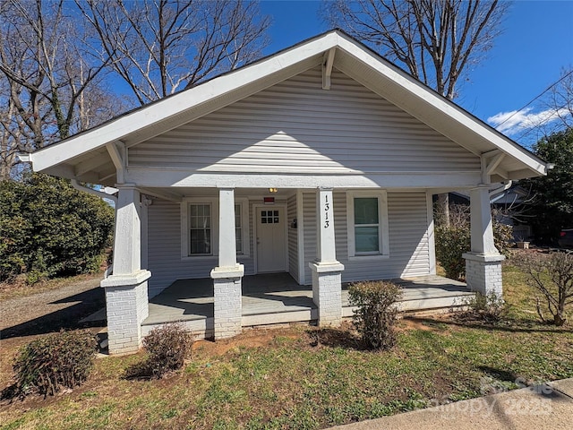 view of front of home featuring a porch