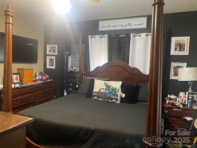 bedroom with a textured ceiling